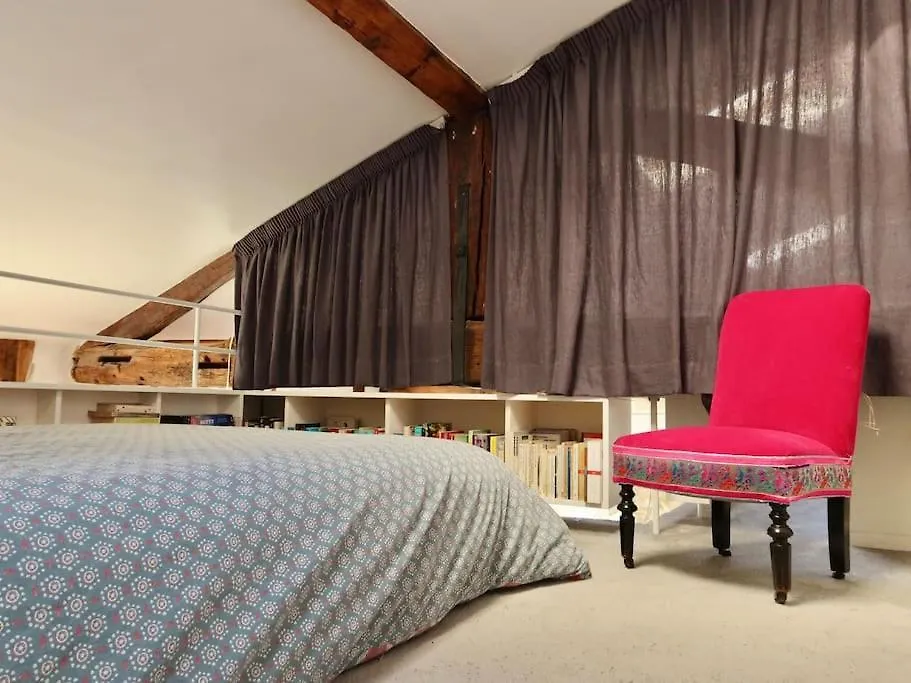 Apartment Loft Style 4 People In And Trendy *